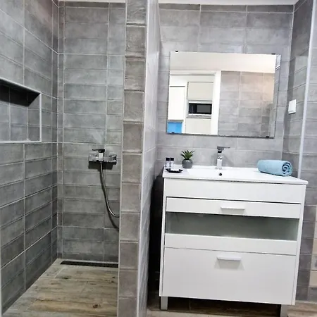 Excellent Sea View With Direct Access *