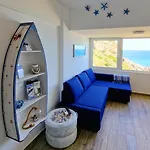 Excellent Sea View With Direct Access *