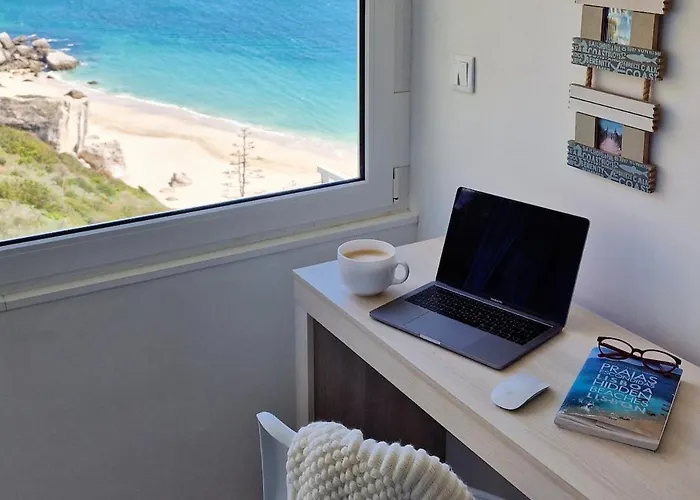 Excellent Sea View With Direct Access Apartament Sesimbra