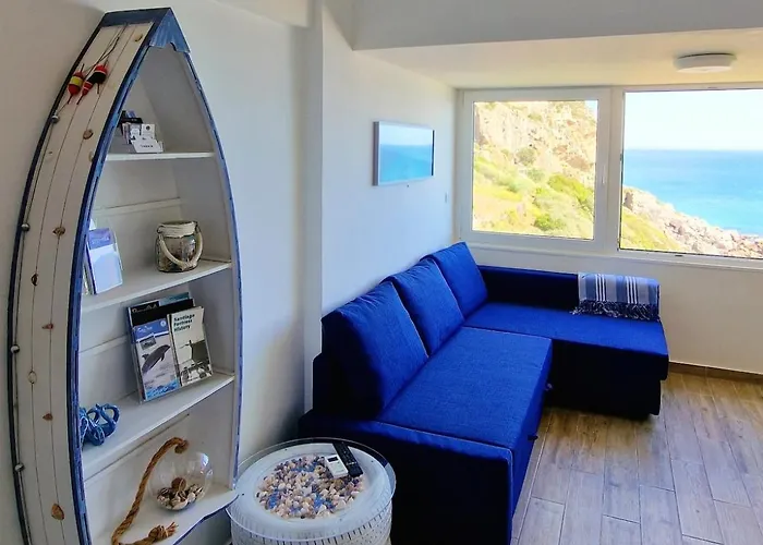 Excellent Sea View With Direct Access *